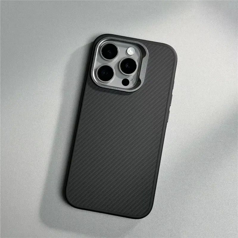 black-magsafe